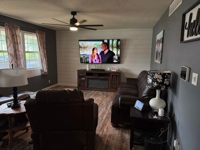 1138 S EL CHAPARRAL AVE, Columbia, MO 65201