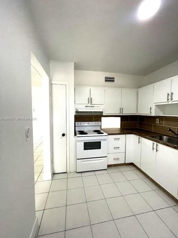 19255 NE 2nd Ave 2224, Miami, FL 33179