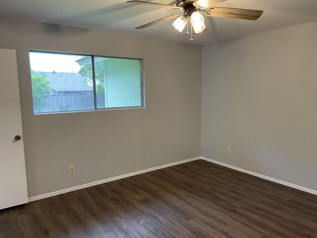 305 Hickok CT, Austin, TX 78753
