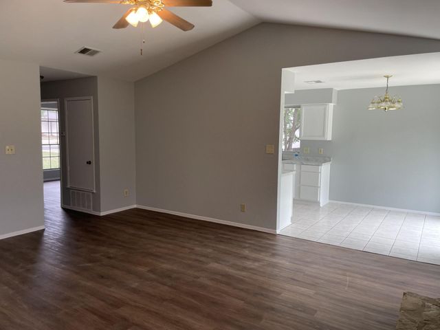 305 Hickok CT, Austin, TX 78753