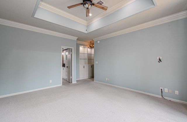 2 Hickory Shadows Drive, Houston, TX 77055