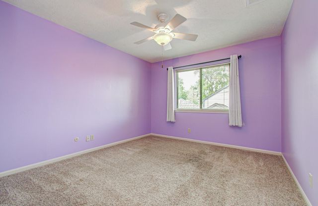 2 Hickory Shadows Drive, Houston, TX 77055