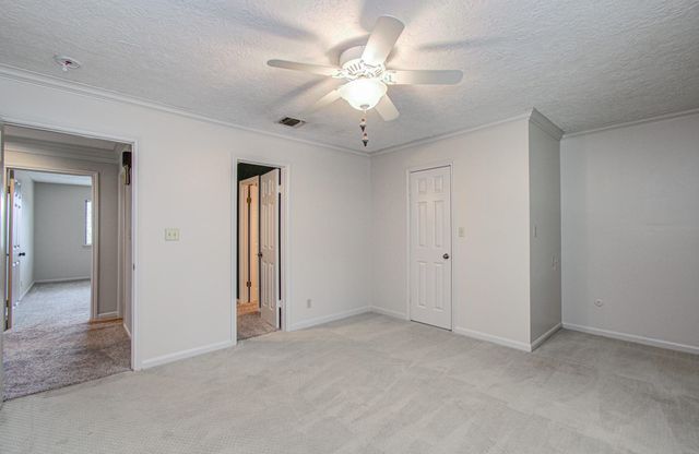 2 Hickory Shadows Drive, Houston, TX 77055