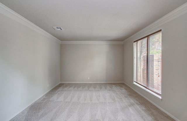 2 Hickory Shadows Drive, Houston, TX 77055