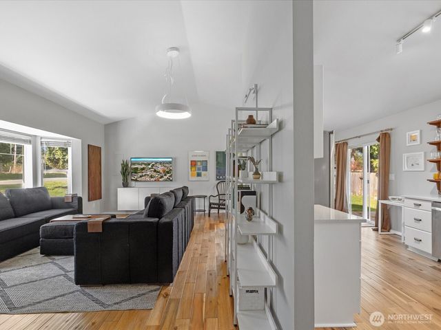 4311 Lunberg Street, Langley, WA 98236