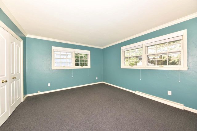 W176N8474 Sunset Ridge DRIVE, Menomonee Falls, WI 53051