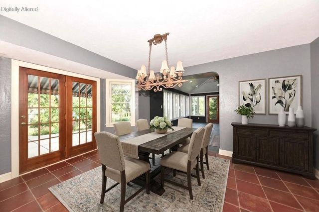 W176N8474 Sunset Ridge DRIVE, Menomonee Falls, WI 53051