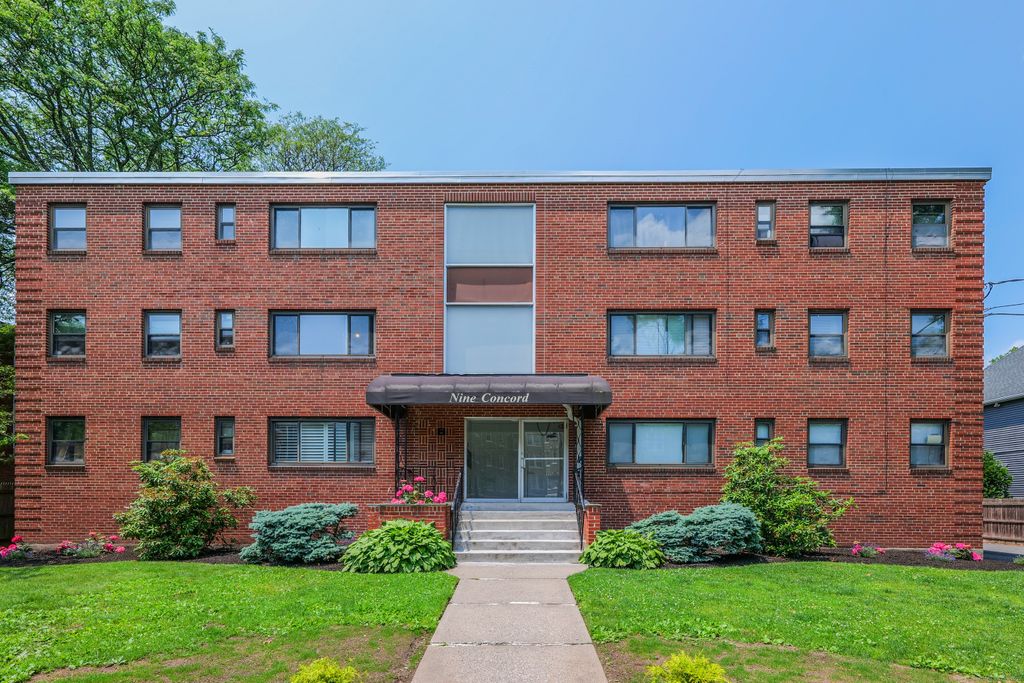 9 Concord Street APT B1, West Hartford, CT 06119