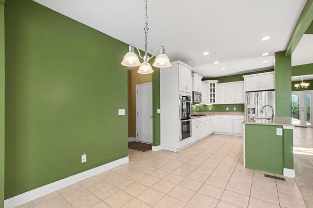 2641 Twin Hills Court, Union, KY 41091