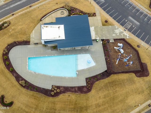 657 Sefton Park Drive, Zebulon, NC 27597