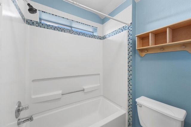 17206 Stonebridge Trail, Houston, TX 77095