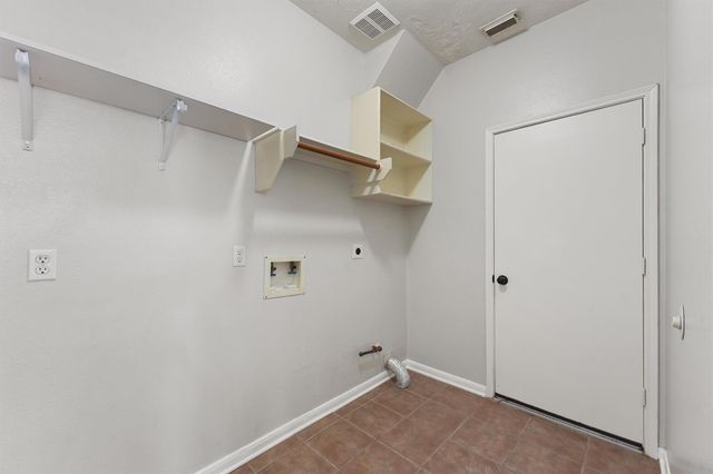 17206 Stonebridge Trail, Houston, TX 77095