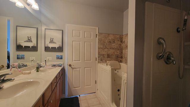 1415 Cambria Drive, Dekalb, IL 60115