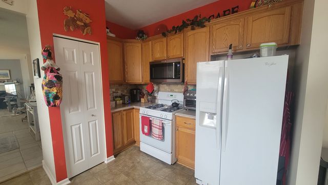 1415 Cambria Drive, Dekalb, IL 60115