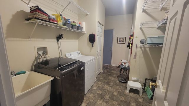 1415 Cambria Drive, Dekalb, IL 60115