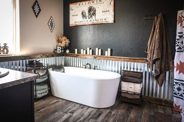 7559 Soda Creek Rd, Pueblo, CO 81023