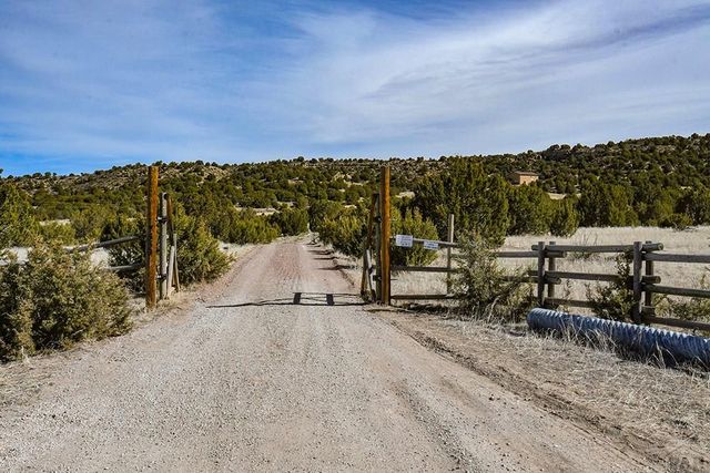 7559 Soda Creek Rd, Pueblo, CO 81023