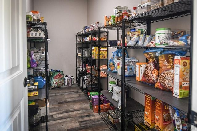 7559 Soda Creek Rd, Pueblo, CO 81023