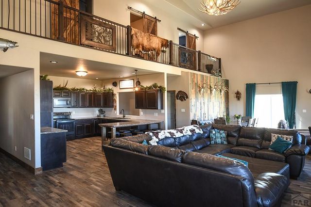 7559 Soda Creek Rd, Pueblo, CO 81023