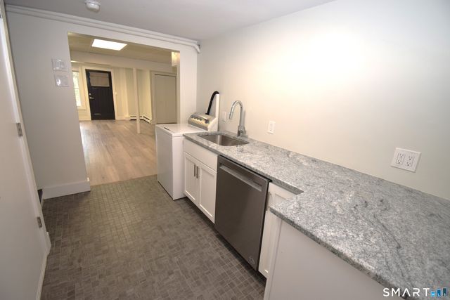10 Paper Mill Road B, Killingworth, CT 06419