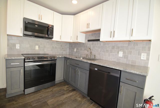 10 Paper Mill Road B, Killingworth, CT 06419