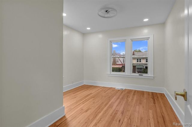 2681 Burlingame Street, Detroit, MI 48206