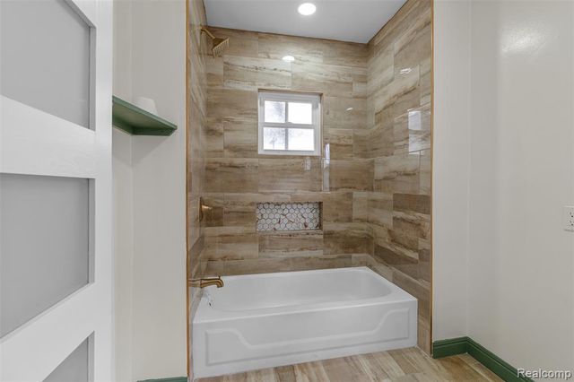 2681 Burlingame Street, Detroit, MI 48206