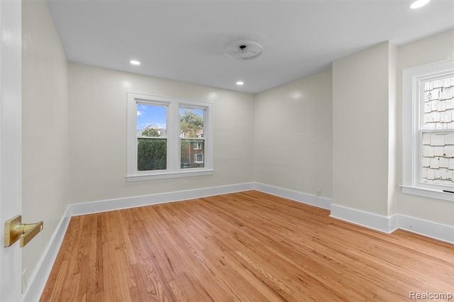 2681 Burlingame Street, Detroit, MI 48206