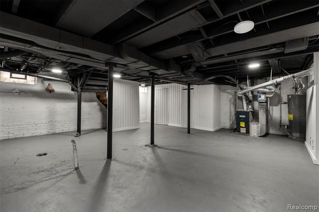 2681 Burlingame Street, Detroit, MI 48206