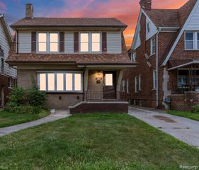 2681 Burlingame Street, Detroit, MI 48206