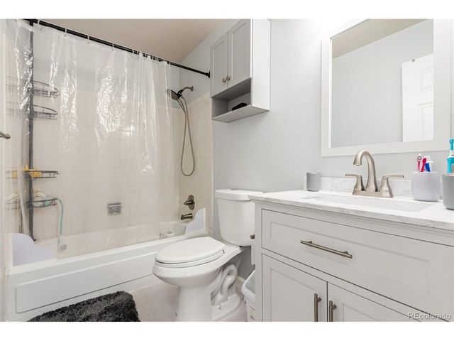 16233 E Louisiana Pl, Aurora, CO 80017