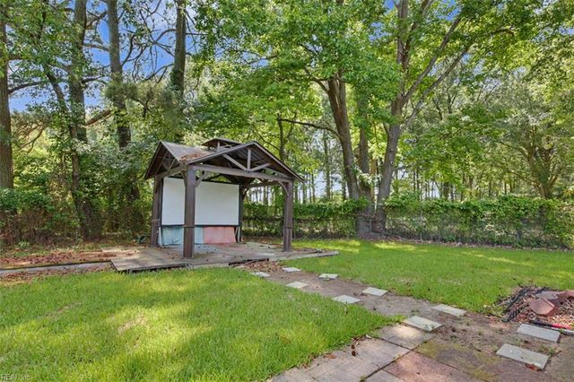 5102 Evelyn CT, Hampton, VA 23605
