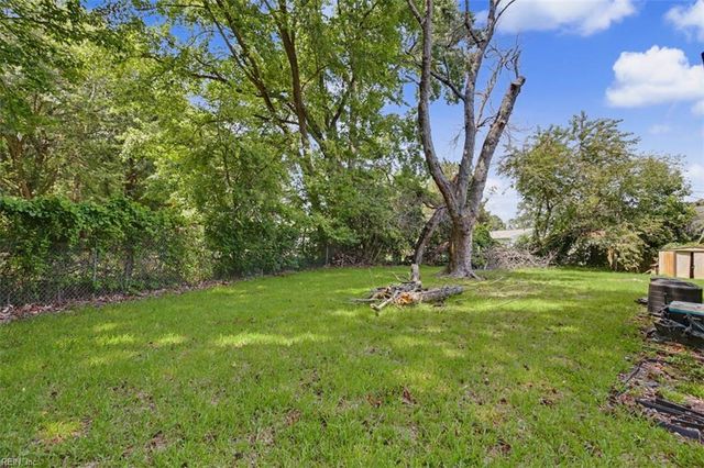5102 Evelyn CT, Hampton, VA 23605