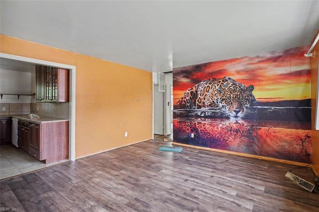 5102 Evelyn CT, Hampton, VA 23605