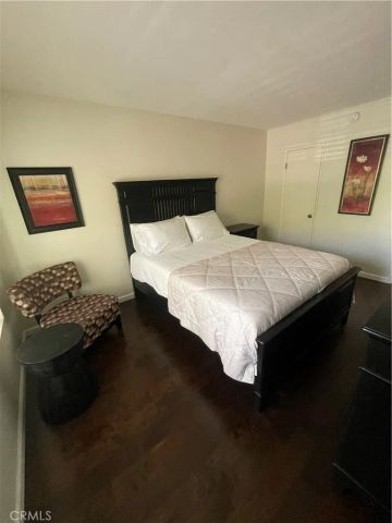 5404 Quakertown Avenue 1, Woodland Hills, CA 91364