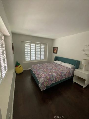 5404 Quakertown Avenue 1, Woodland Hills, CA 91364