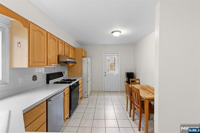 276 Concord Drive, River Edge, NJ 07661