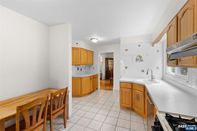 276 Concord Drive, River Edge, NJ 07661