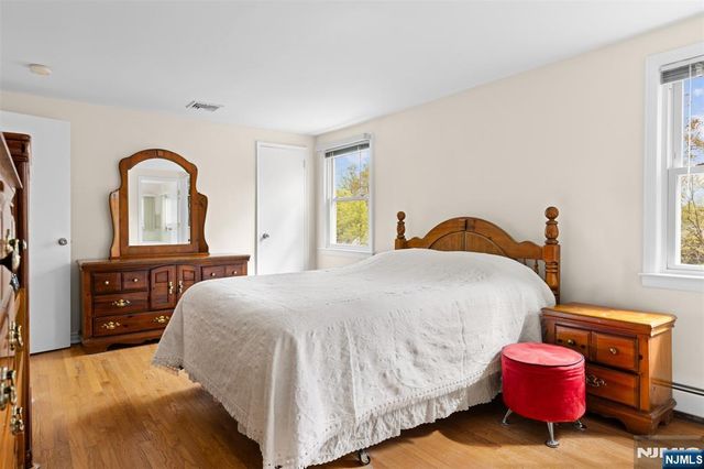 276 Concord Drive, River Edge, NJ 07661