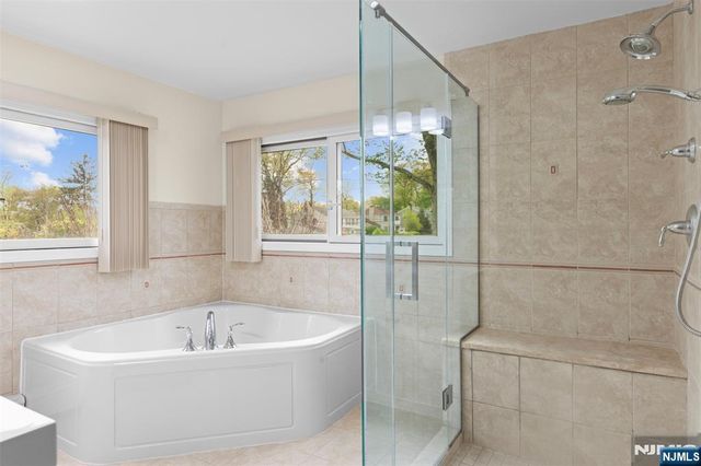 276 Concord Drive, River Edge, NJ 07661