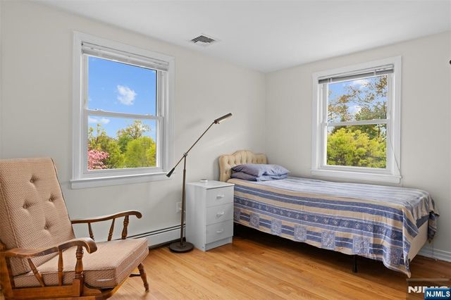 276 Concord Drive, River Edge, NJ 07661