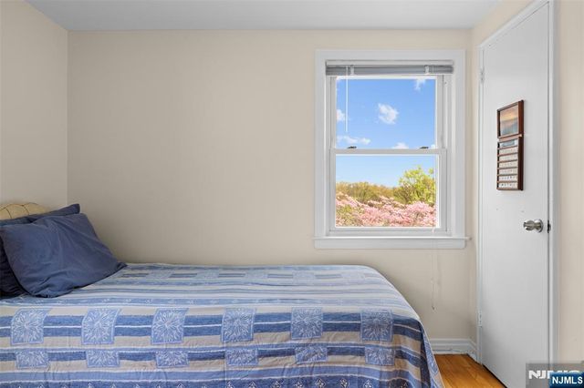 276 Concord Drive, River Edge, NJ 07661