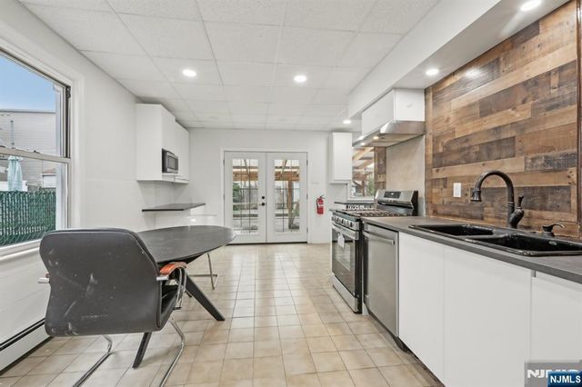 72 Houston Street, Newark, NJ 07105