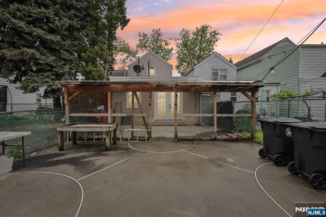 72 Houston Street, Newark, NJ 07105