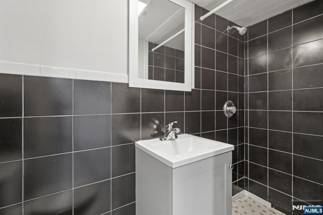 72 Houston Street, Newark, NJ 07105