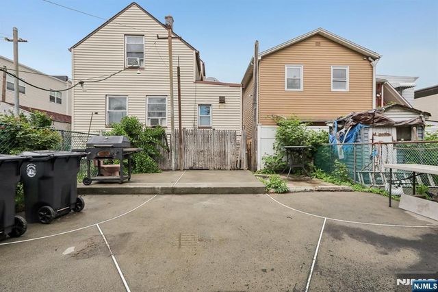 72 Houston Street, Newark, NJ 07105