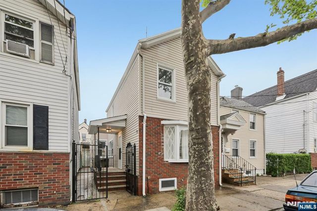 72 Houston Street, Newark, NJ 07105