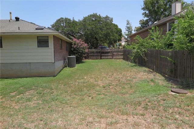 201 Norwood ST W, Georgetown, TX 78628