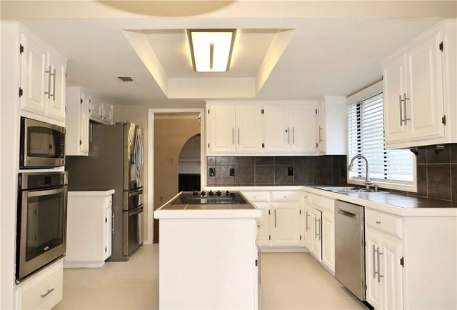 201 Norwood ST W, Georgetown, TX 78628