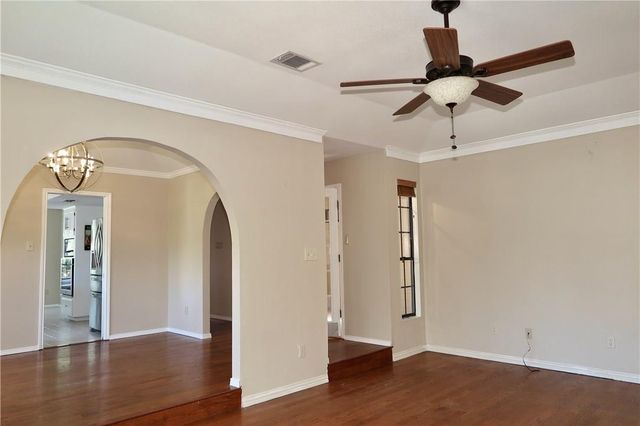 201 Norwood ST W, Georgetown, TX 78628